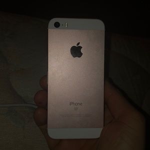 I phone 6 Se practically new